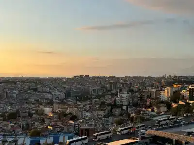 Ramada by Wyndham Istanbul Pera - 10