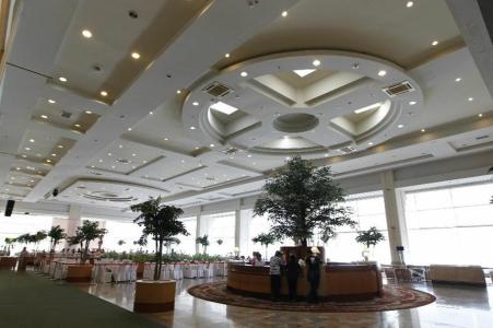 Lee Gardens Plaza - 48