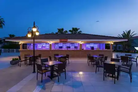 Euphoria Palm Beach Resort - 43