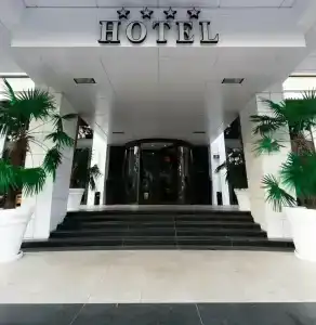 & Casino Cherno More - 7