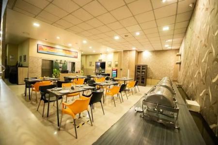 Bangalore Gate & Conferences - 81