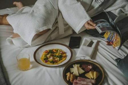 Catalonia Boulevard - 80