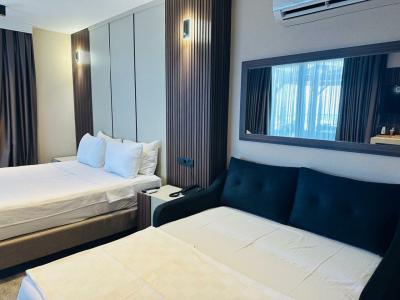 Monalisas Kusadasi - 43