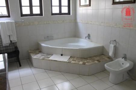 Chateau St Cloud - 34