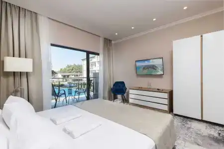 Avdallini Golden Bay - 2