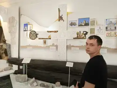 у Соборной площади - 16