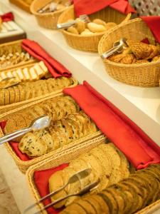 May Flower Apart - 19