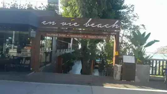 Sun by En VIE Beach - 7