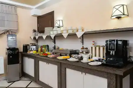 Губернский - 52