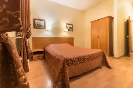 History Complex - 61