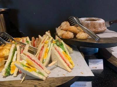 Panorama - Free EV Charging Station - 98