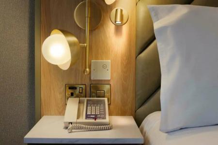 DoubleTree by Hilton Bristol North - 16