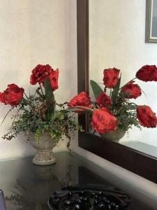 La Vie De Chateau - 53