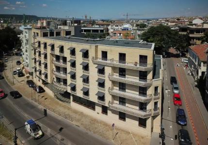 Panorama - Free EV Charging Station - 75