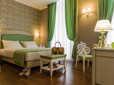 Leonardo Boutique Rome Monti - 17