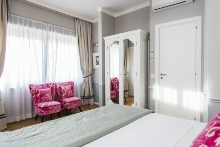 La Malandrina Apartments & Suites - 14