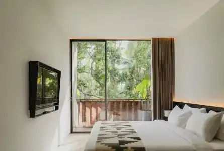Titik Dua - 2