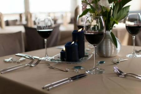 & Casino Cherno More - 96