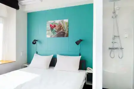 Live by Originals - 1