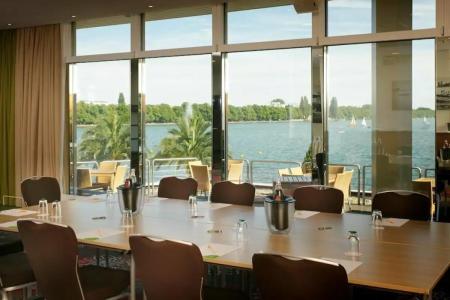 Courtyard by Marriott Hannover Maschsee - 37