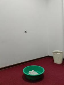 White & Hostel - 6