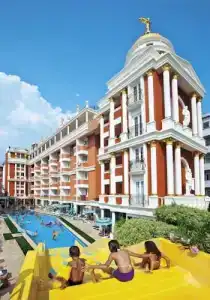 Antique Roman Palace - 15