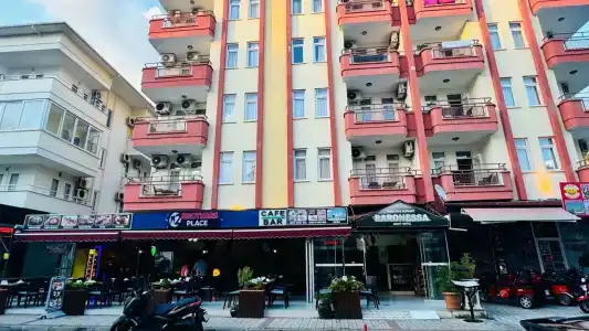 Elegant Baronessa Apart - 31