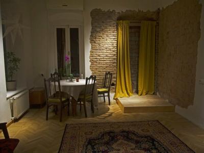 Friends Hoste - 40