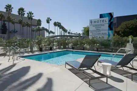 H Los Angeles, Curio Collection by Hilton - 2