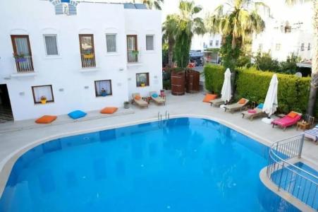 Bitez Corner Boutique - 33