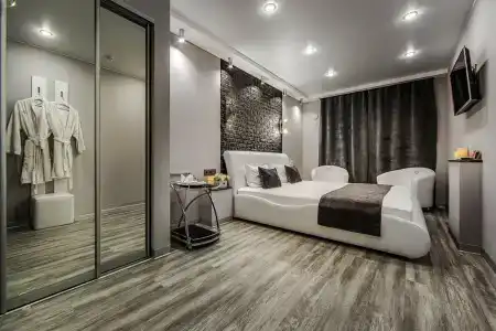 Алекс отель на Дыбенко - 4