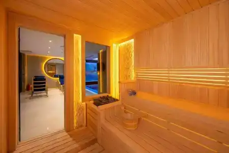 Freya Luxury - 19