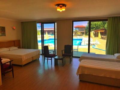 Sandal Otel - 75