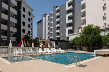 Kaila Krizantem - 38