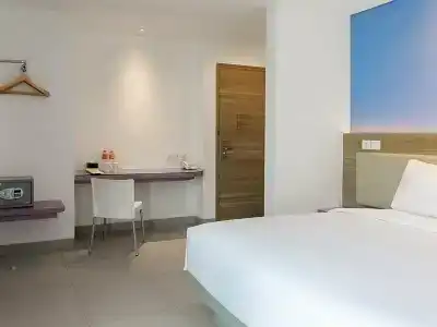 Amaris Slipi - 10