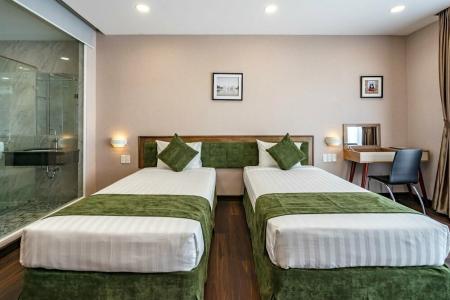 Emerald Central - 49
