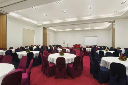 Ramada Encore By Wyndham Tangier - 86