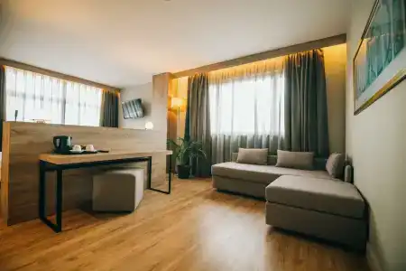 EuroDiagonal Port - 17