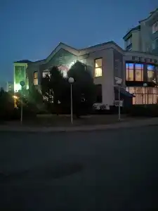 La Vie De Chateau - 42