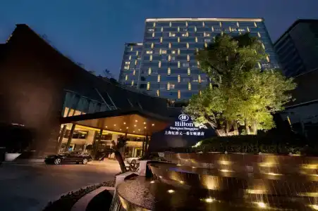 Hilton Shanghai Hongqiao - 2