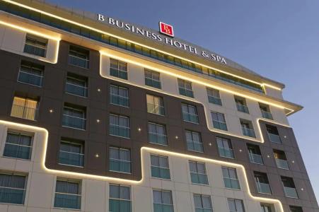 B Business & Spa - 14
