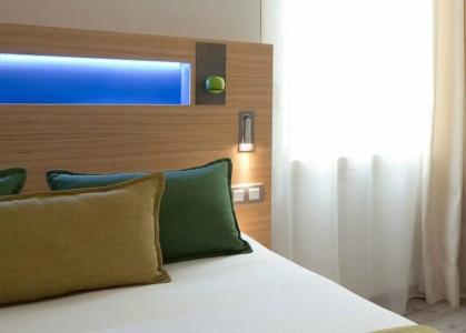 Catalonia Boulevard - 28