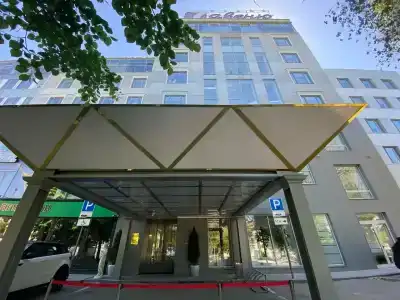 7 Avenue and SPA - 22