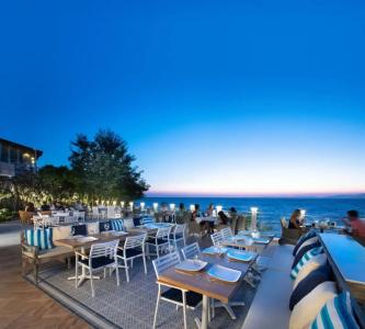 Charisma de Luxe - 52