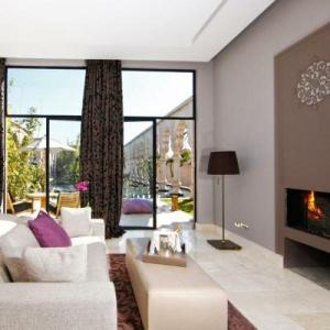 Palais Namaskar - 35