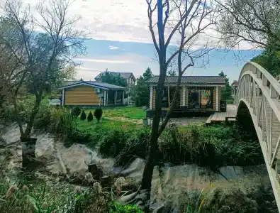 Femili Dacha - 25