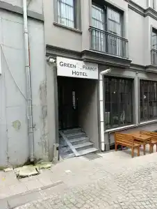 Green Parrot Istanbul - 38