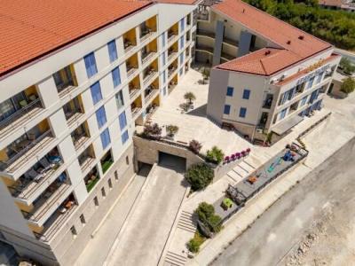 Apart Katunjanin - 26