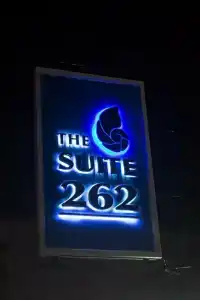 The Suite 262 - 3