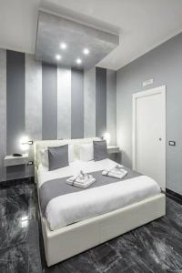 Bella Napoli Suites - 1